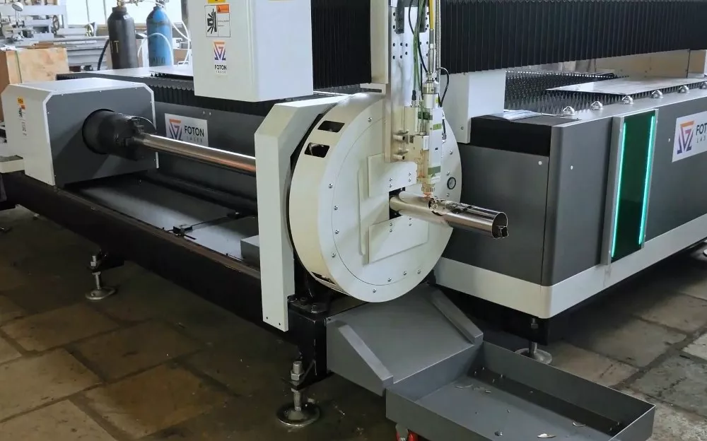 FL-L1530FR-3000-D350-IPG Лазерный станок для резки листового металла и труб